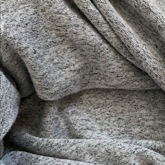 Zara knit grey top with white pearls - Picture 7 of 7